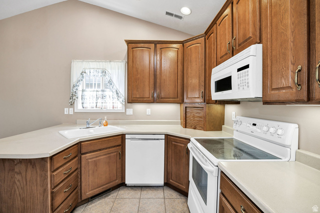 930 North 375 West Logan, UT 84321 - Photo 6 of 23 Kitchen