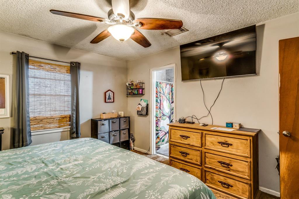 2912 Farm To Market 920 Weatherford, TX 76088 - Photo 14 of 33