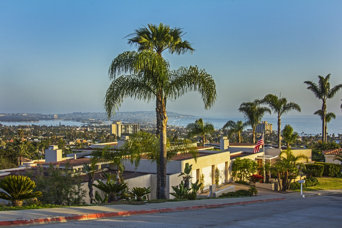 5471 Rutgers Road La Jolla, CA 92037 - Photo 2 of 25