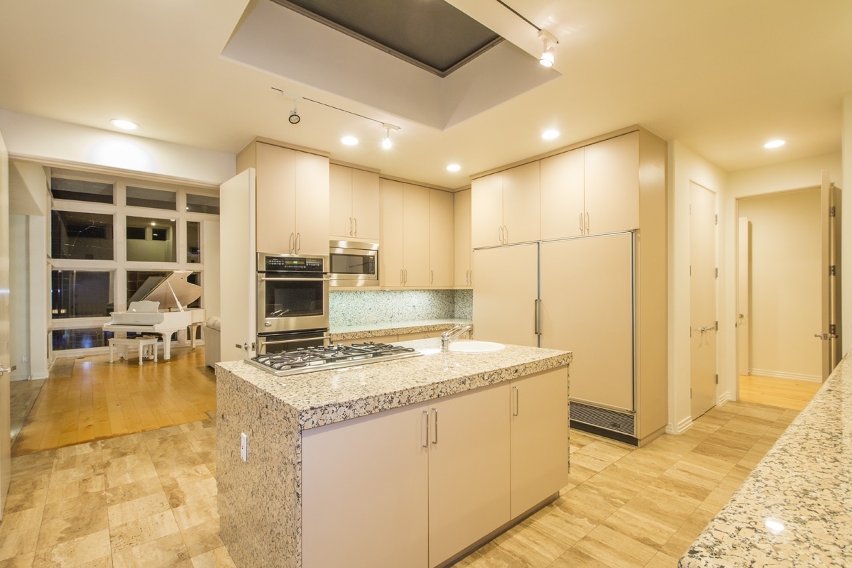 5471 Rutgers Road La Jolla, CA 92037 - Photo 12 of 25