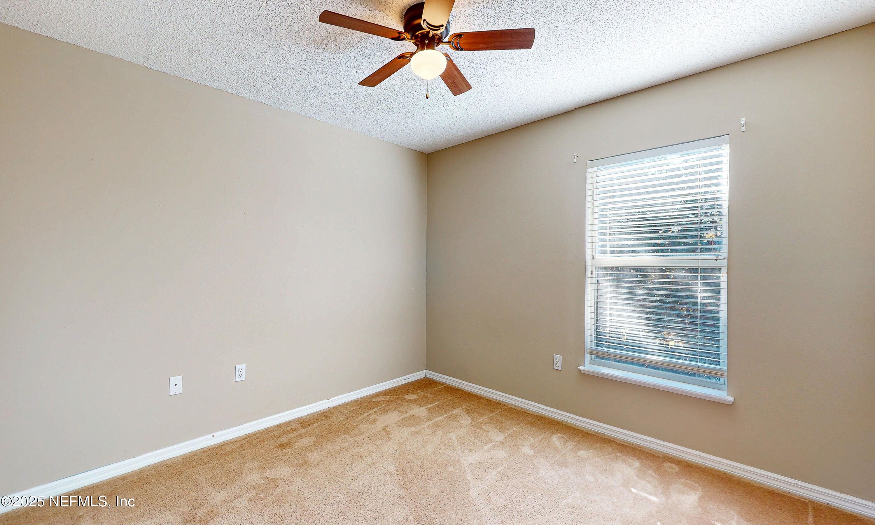 3031 Valkyrie Road Middleburg, FL 32068 - Photo 18 of 36 a view of a window in a room