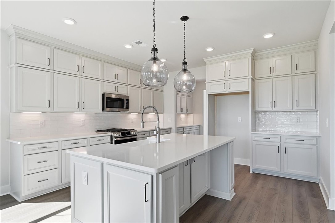 511 Grasshopper Court Anderson, SC 29621 - Photo 6 of 46