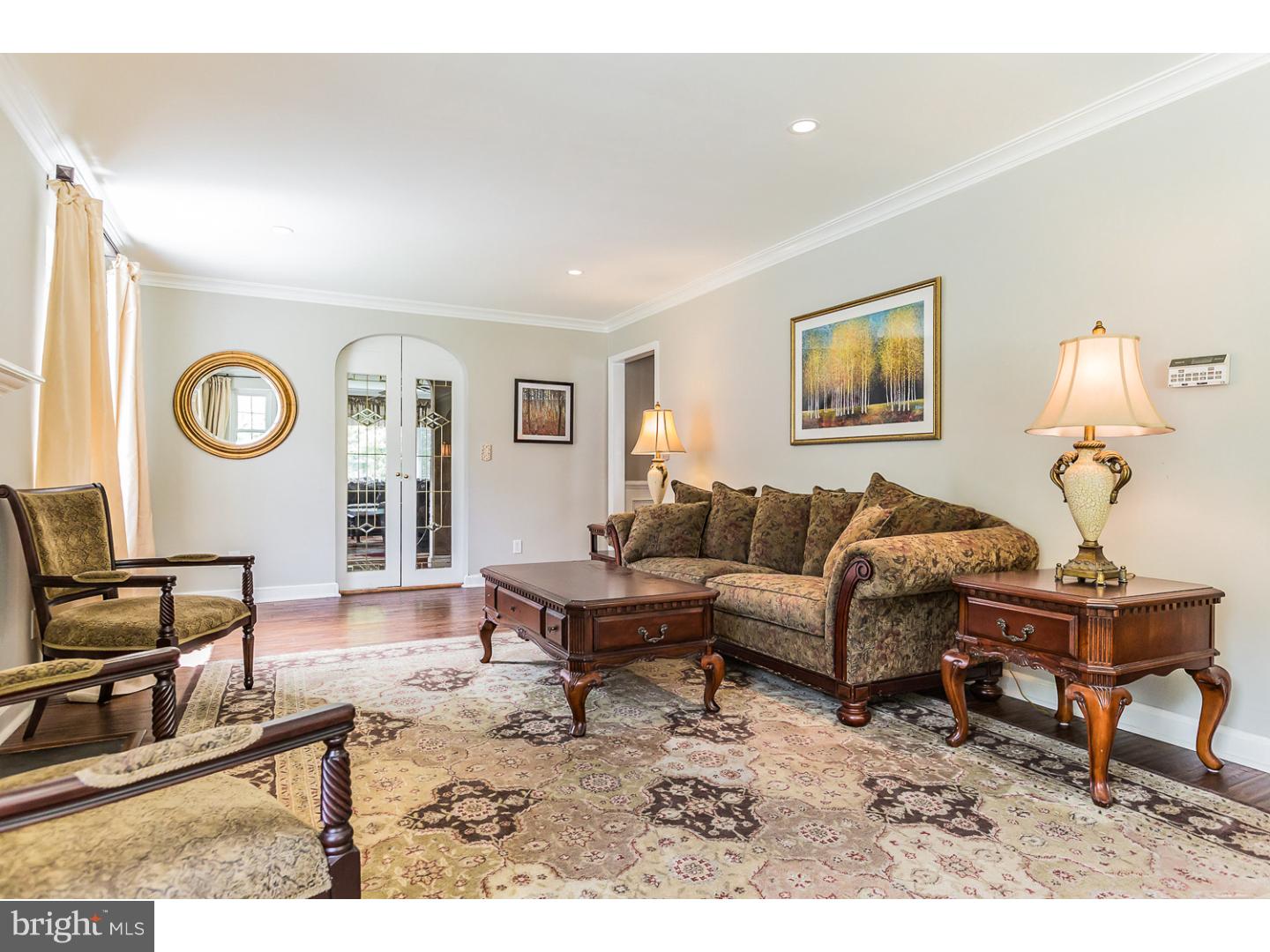 66 Woodcroft Road Havertown, PA 19083 - Photo 4 of 23 Living Room