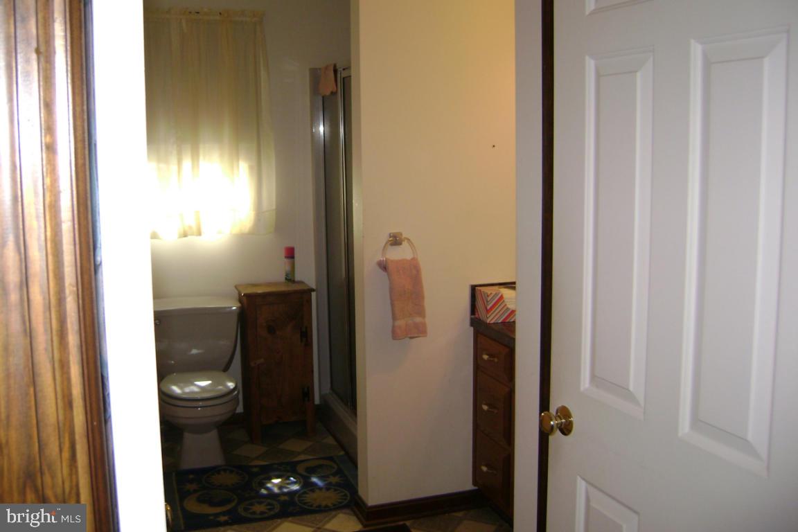 452 Lakeview Drive Lititz, PA 17543 - Photo 19 of 29 Gallery Image 19