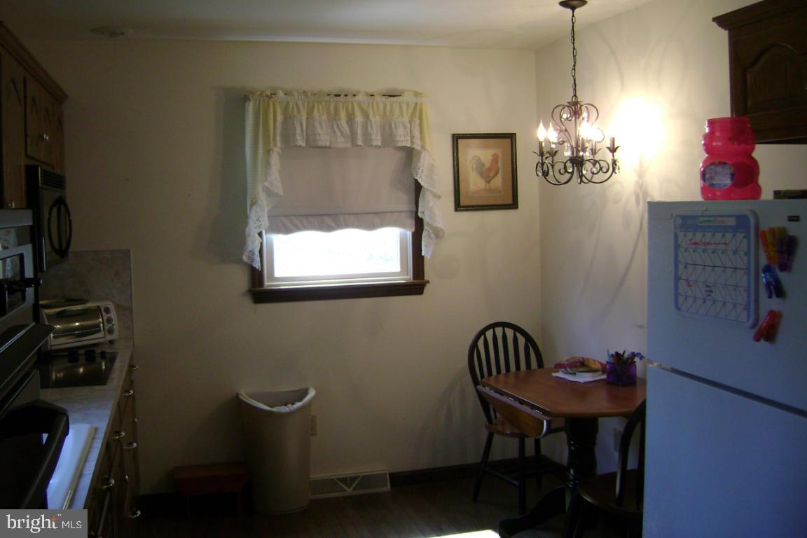 452 Lakeview Drive Lititz, PA 17543 - Photo 23 of 29 Gallery Image 23
