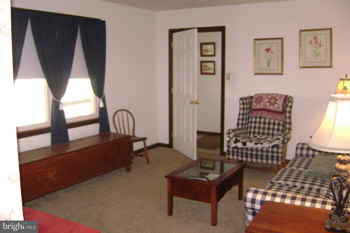 452 Lakeview Drive Lititz, PA 17543 - Photo 26 of 29 Gallery Image 26