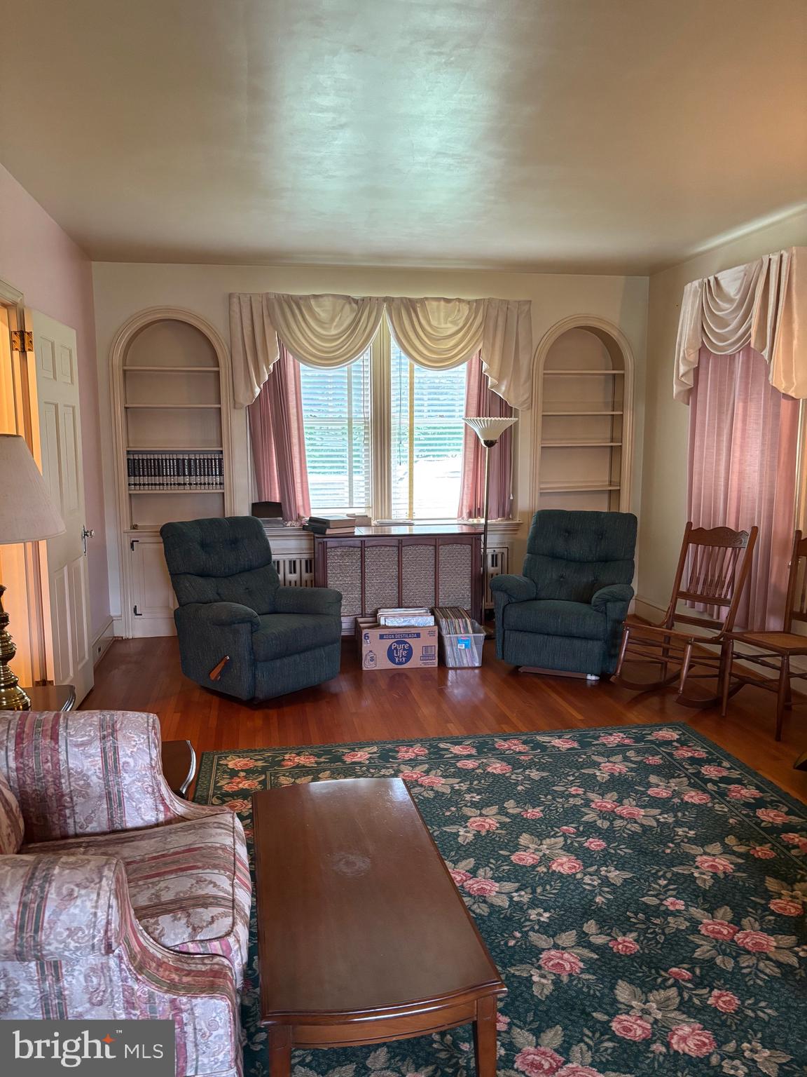 2 Hoover Road Lancaster, PA 17603 - Photo 12 of 22 built ins in living room