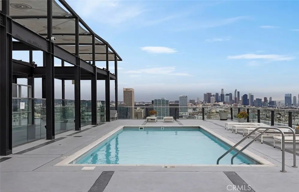 3810 Wilshire Boulevard, Unit 1409 Los Angeles, CA 90010 - Photo 30 of 41 a picture of a city view