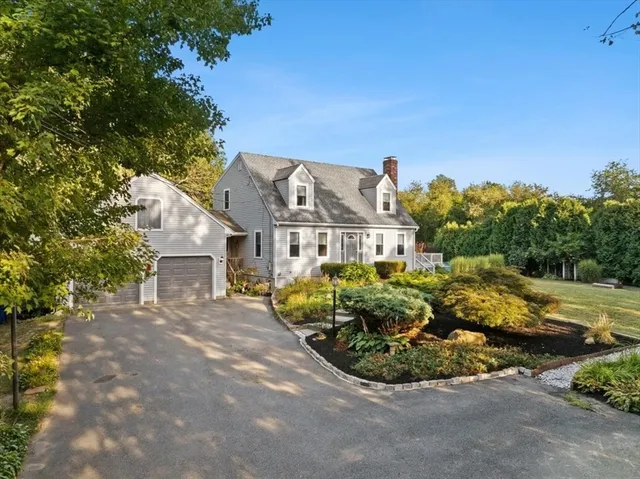 a view of a house with garden