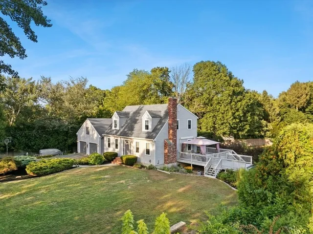 $619,999 | 649 Middleboro Avenue, Taunton, MA 02718