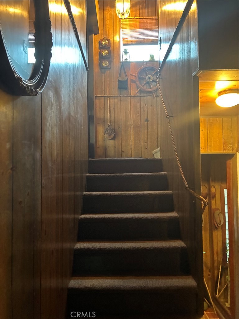 58 Surfside Avenue, Unit B Surfside, CA 90743 - Photo 9 of 17