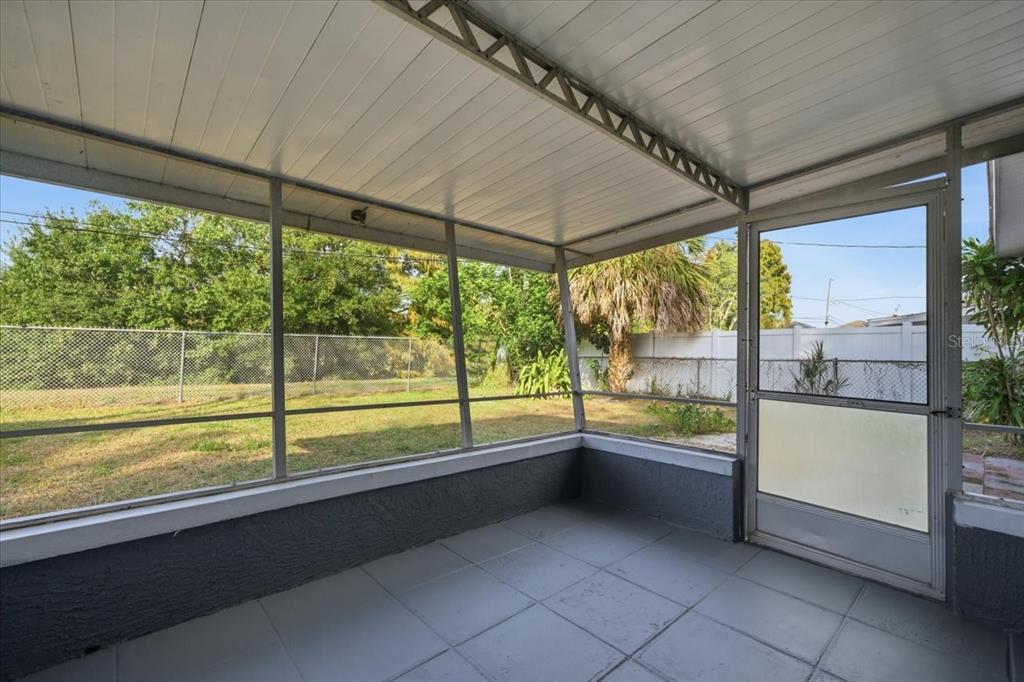 10971 57th Avenue Seminole, FL 33772 - Photo 19 of 26 a view of a large window with an outdoor view