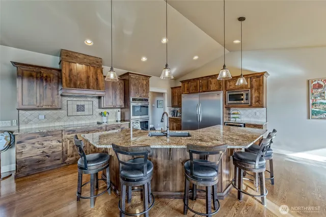 $1,450,000 | 825 American Fruit Road, Wenatchee, WA 98801