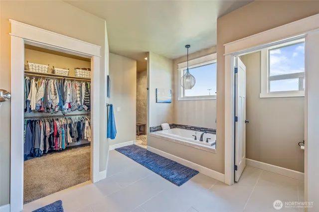 $1,450,000 | 825 American Fruit Road, Wenatchee, WA 98801