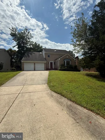 $5,200 | 10 Candlelight Court, Rockville, MD 20854