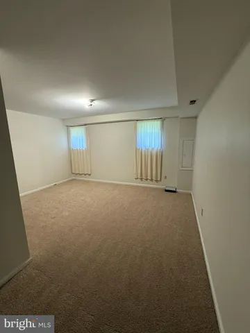 $5,200 | 10 Candlelight Court, Rockville, MD 20854