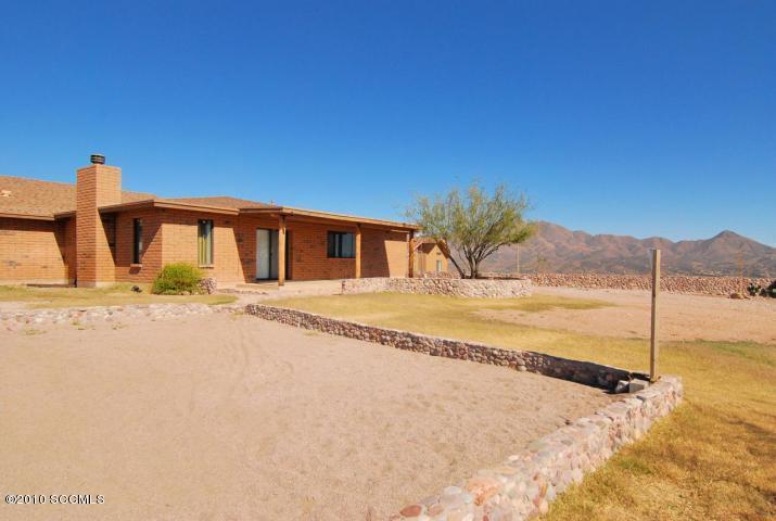 1460 Circulo Sombrero Rio Rico, AZ 85648 - Photo 5 of 6