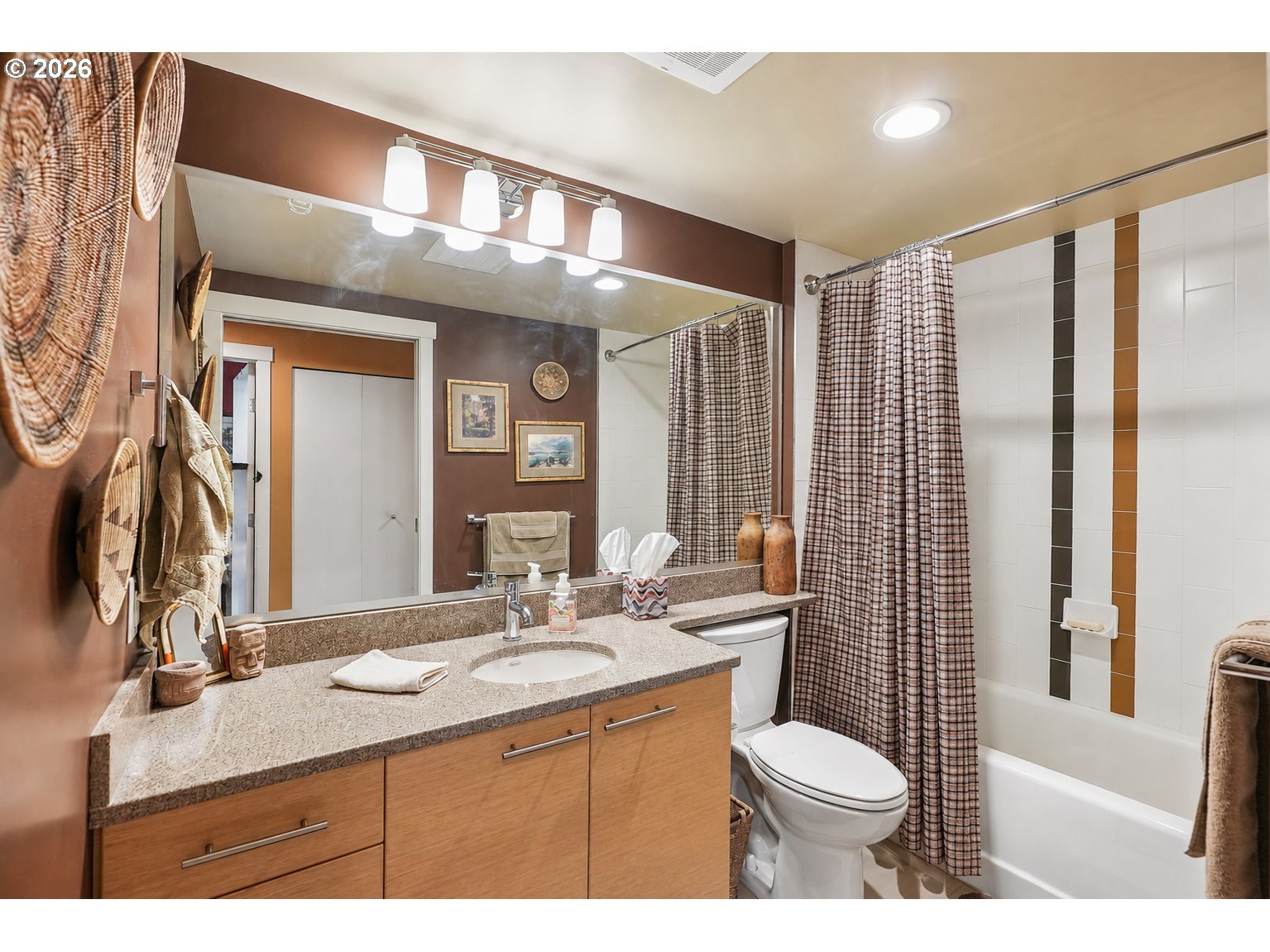 1500 Southwest 11th Avenue, Unit 401 Portland, OR 97201 - Photo 24 of 33 Bathroom