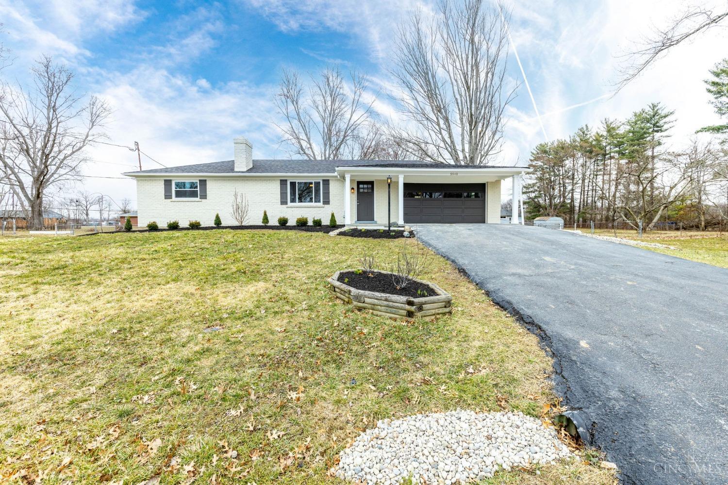 5948 Roan Road Milford, OH 45150 - Photo 2 of 38 Gallery Image 2