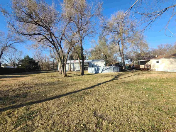 $200,000 | 9631 Southwest Santa Fe Lake Road, Augusta, KS 67010
