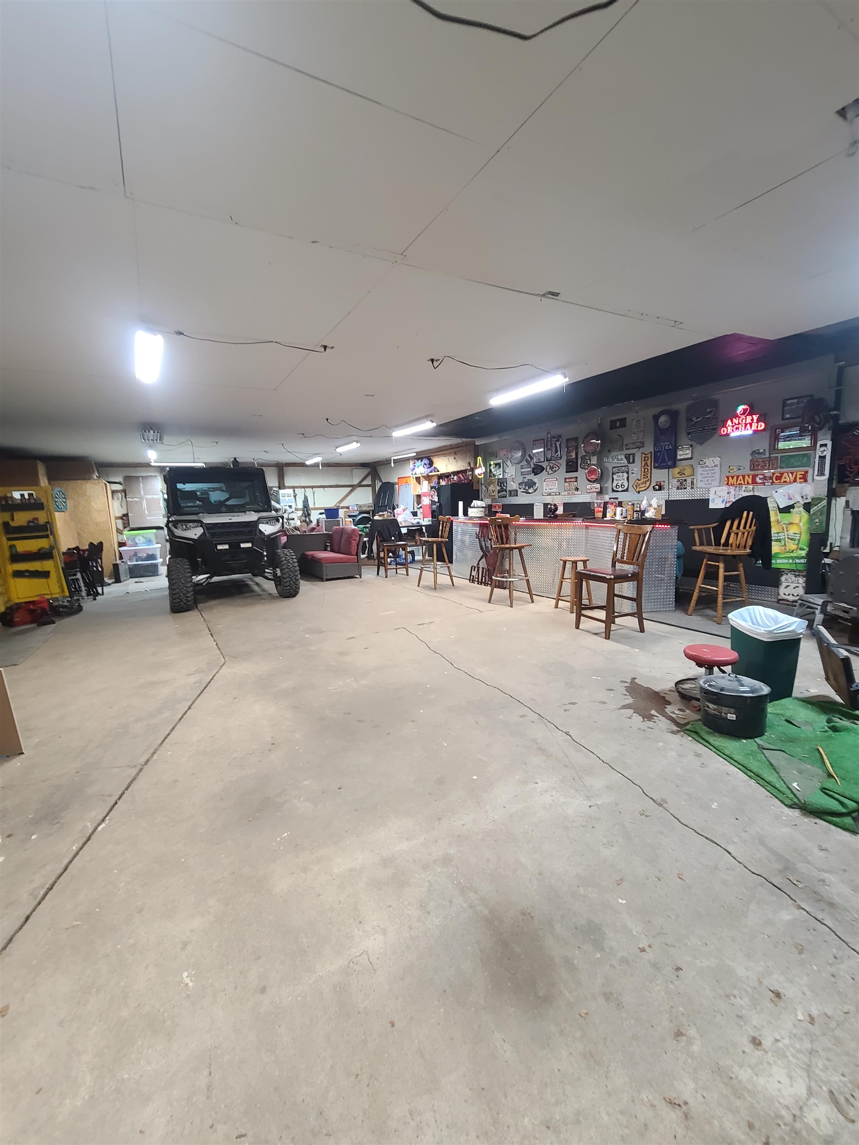 9631 Southwest Santa Fe Lake Road Augusta, KS 67010 - Photo 4 of 14