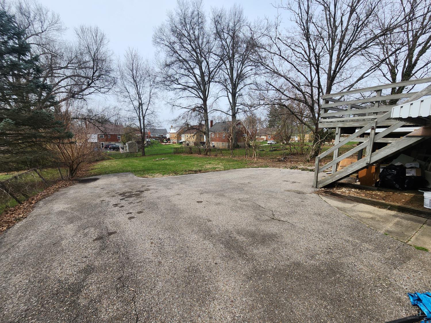1063 Anderson Ferry Road Cincinnati, OH 45238 - Photo 9 of 9