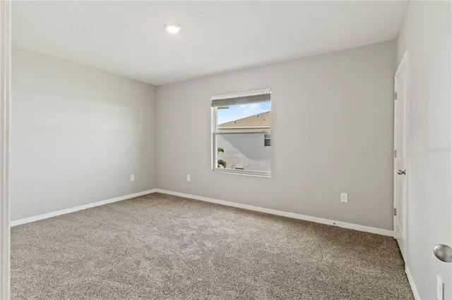 $2,500 | 17637 Crescent Moon Loop, Bradenton, FL 34211