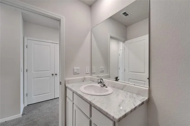 a view of backyard with tub