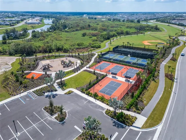 $2,800 | 17637 Crescent Moon Loop, Bradenton, FL 34211