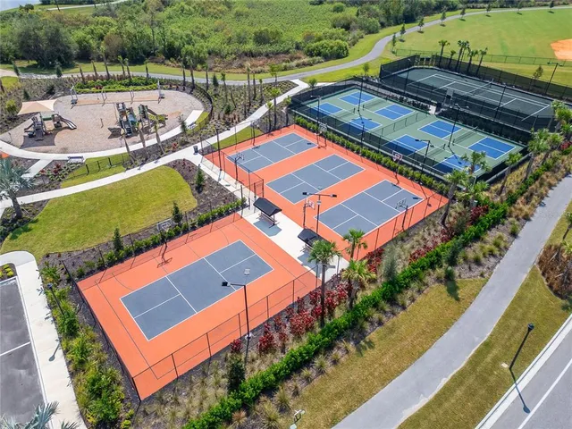 $2,800 | 17637 Crescent Moon Loop, Bradenton, FL 34211