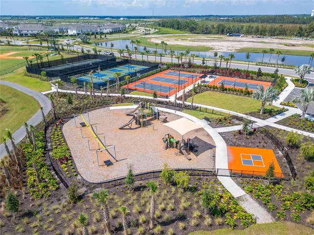 $2,800 | 17637 Crescent Moon Loop, Bradenton, FL 34211