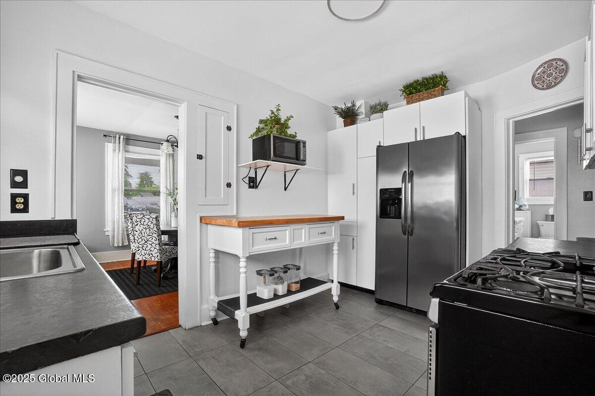 158 Old Loudon Road Latham, NY 12110 - Photo 14 of 35 24-158 Old Loudon Rd-24