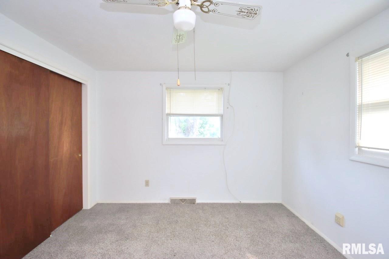 5226 West Airways Road Peoria, IL 61607 - Photo 42 of 92 Gallery Image 42