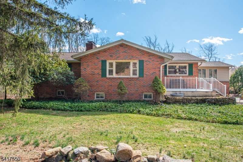 42 Everdale Road Randolph, NJ 07869 - Photo 2 of 34