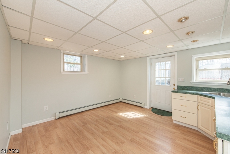 42 Everdale Road Randolph, NJ 07869 - Photo 23 of 34