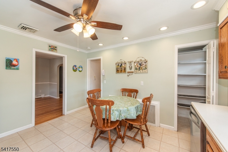 42 Everdale Road Randolph, NJ 07869 - Photo 10 of 34