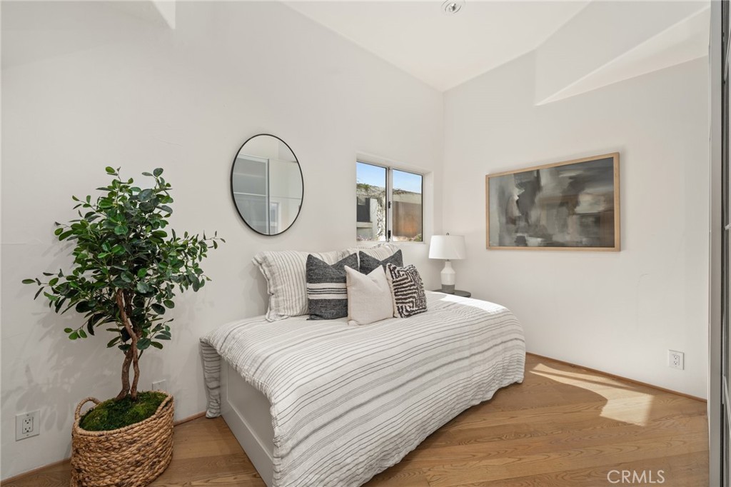 3111 Ocean Front Walk Marina del Rey, CA 90292 - Photo 15 of 32