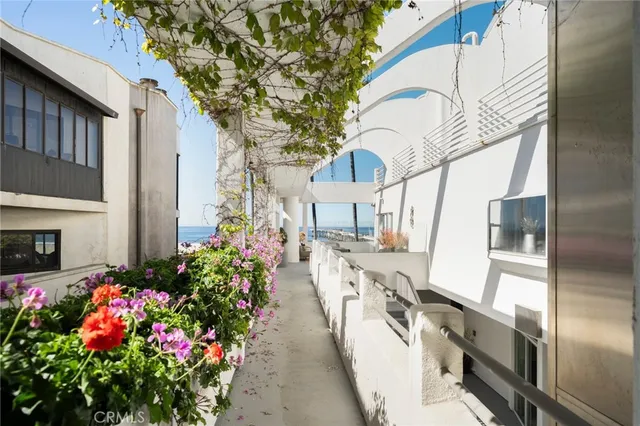 $11,950,000 | 3111 Ocean Front Walk, Marina del Rey, CA 90292
