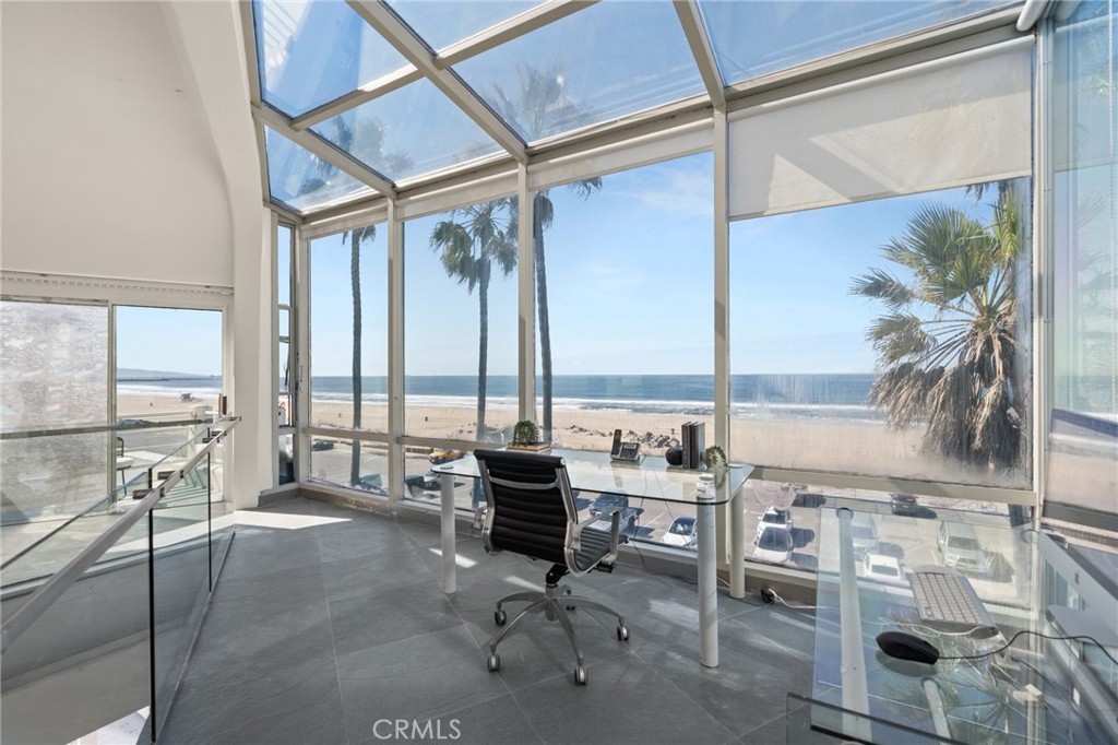 3111 Ocean Front Walk Marina del Rey, CA 90292 - Photo 6 of 32