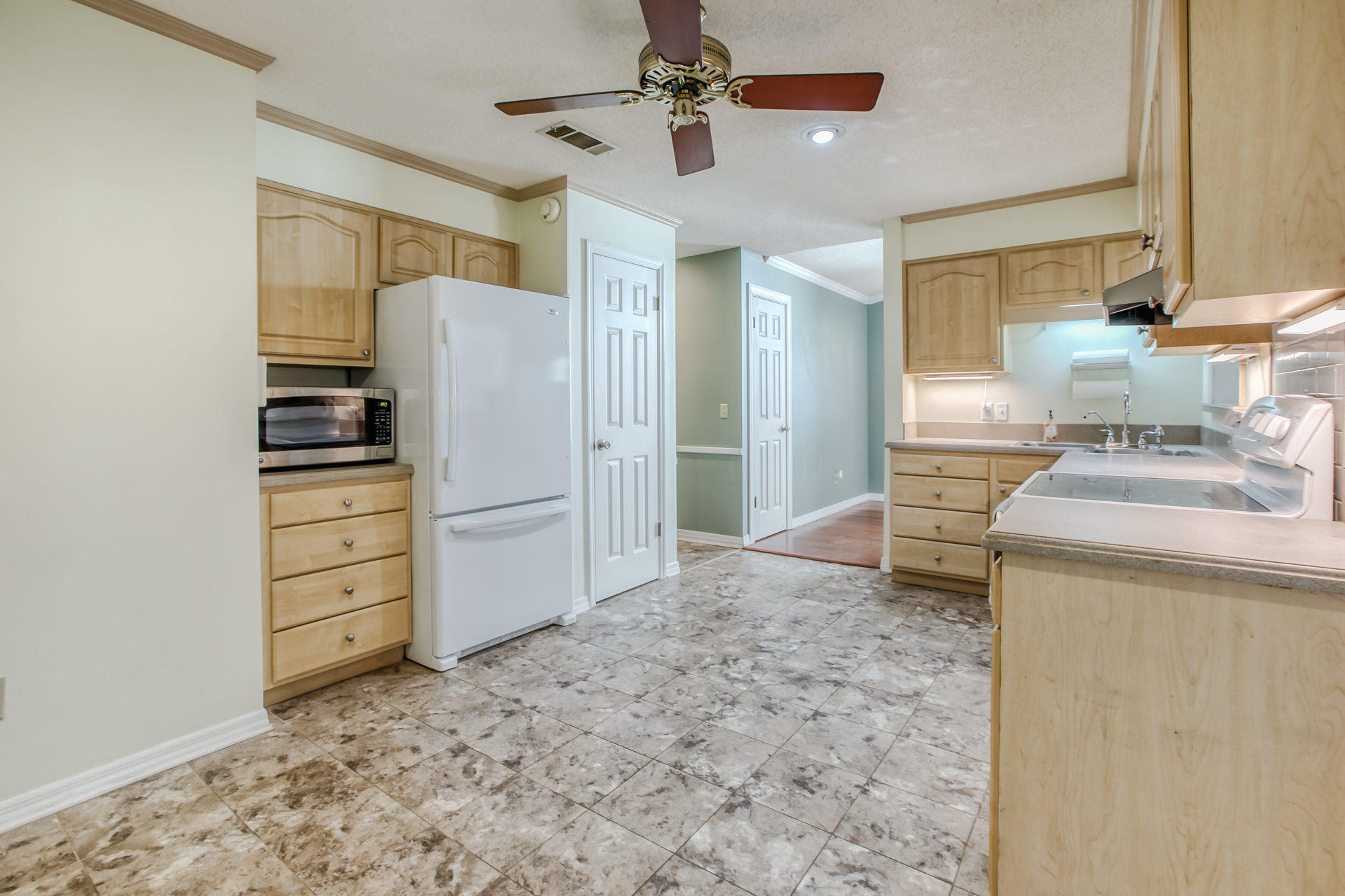 176 Sweetwater Road Freeport, FL 32439 - Photo 8 of 45 Gallery Image 8