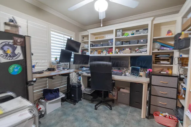 a view of a yard in front of a house