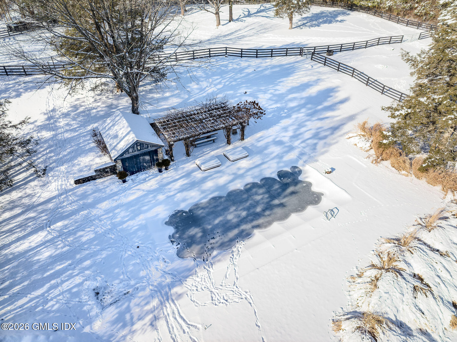 640 Round Hill Road Greenwich, CT 06831 - Photo 33 of 54 Pool House