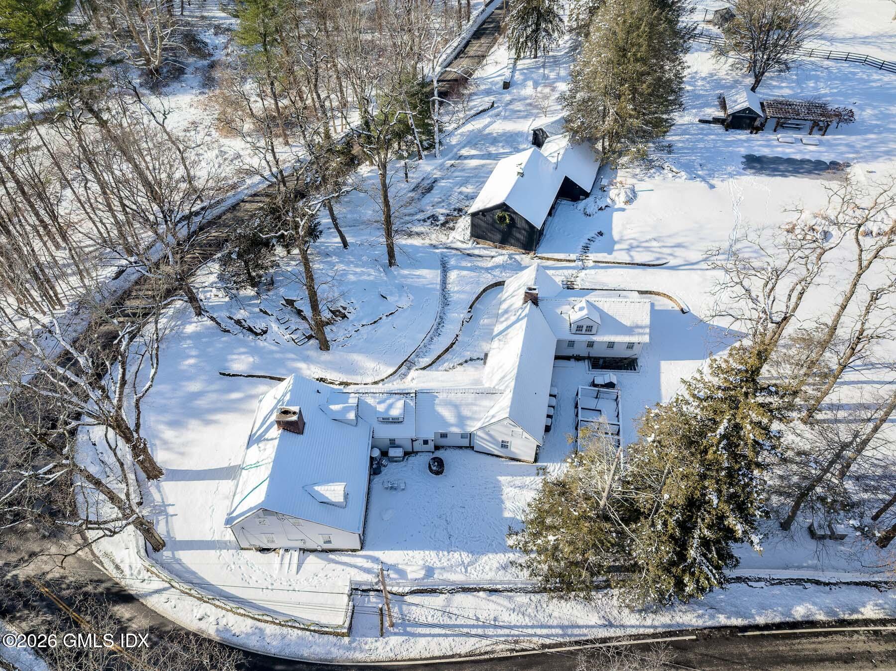 640 Round Hill Road Greenwich, CT 06831 - Photo 35 of 54 640 Round Hill Rd EXT 39 - WEB