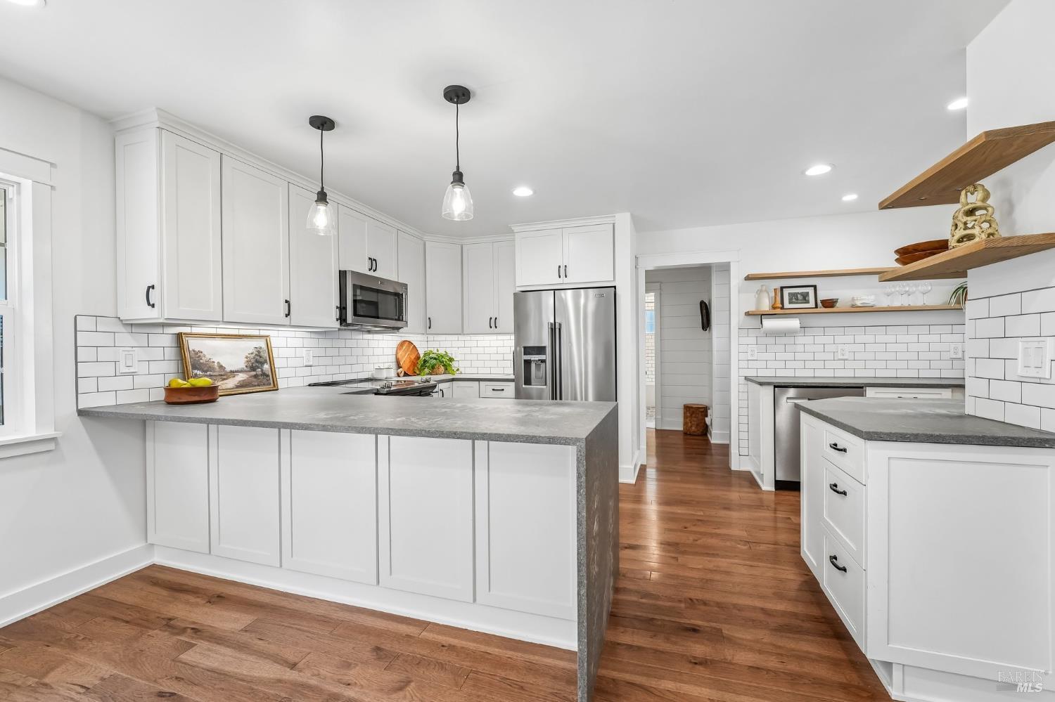 5430 Spain Avenue Santa Rosa, CA 95409 - Photo 14 of 32