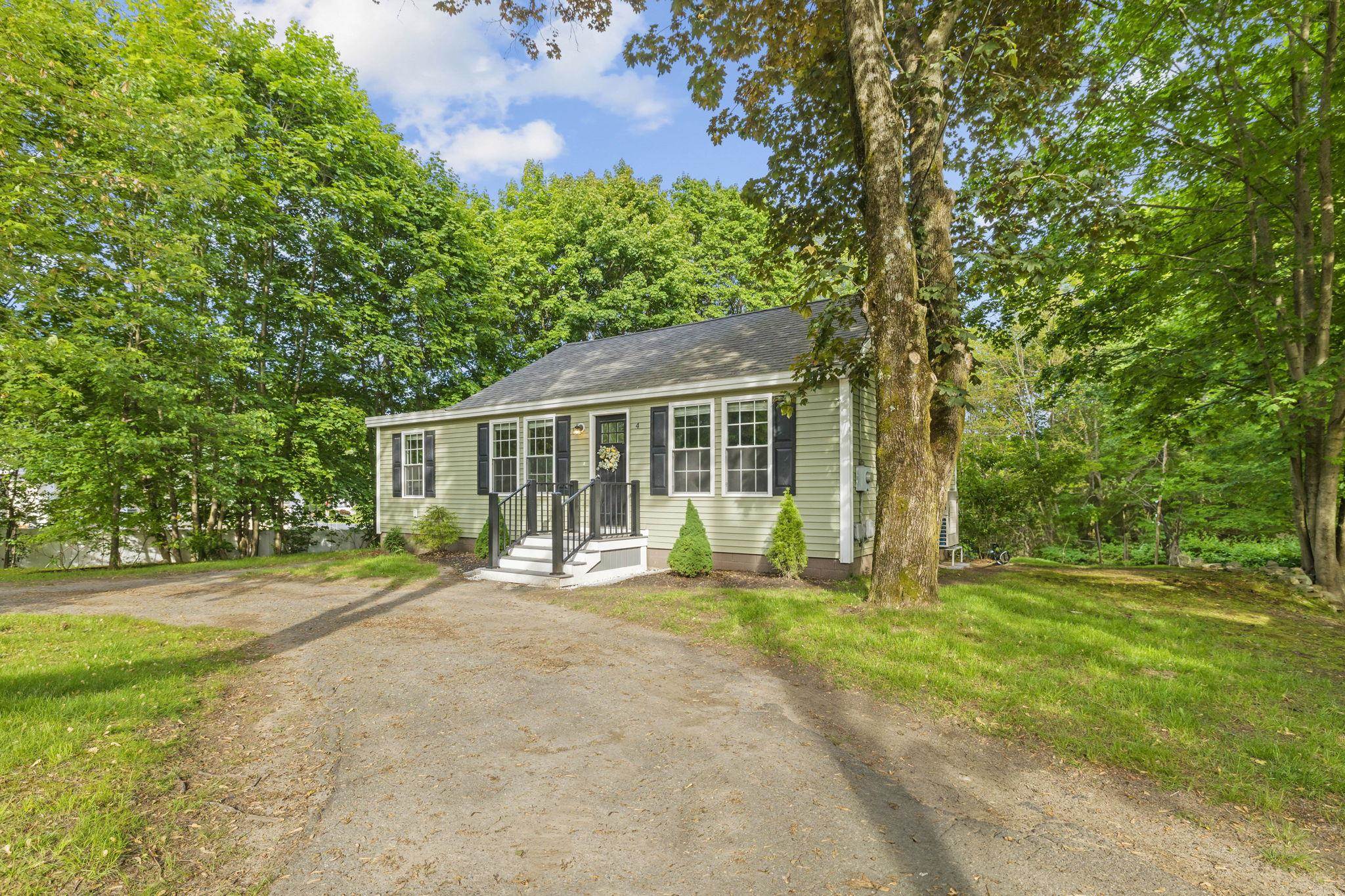 4 Kendall Pond Road Derry, NH 03038 - Photo 33 of 46