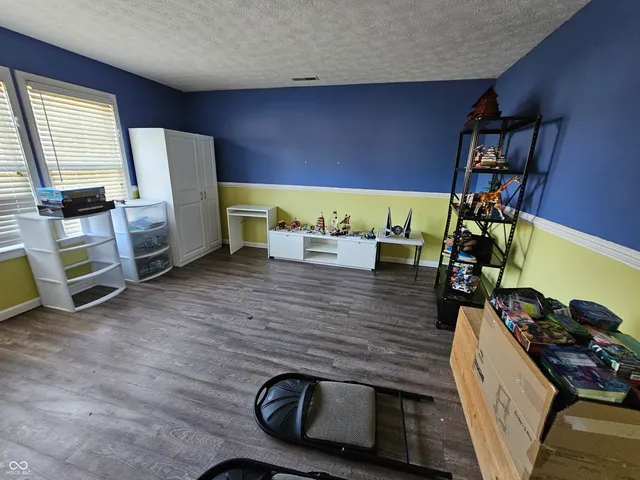 $370,000 | 1451 Red Dunes Run, Avon, IN 46123