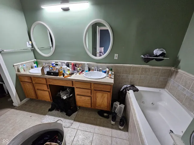 $370,000 | 1451 Red Dunes Run, Avon, IN 46123