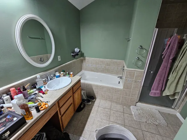 $370,000 | 1451 Red Dunes Run, Avon, IN 46123