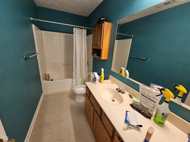 $370,000 | 1451 Red Dunes Run, Avon, IN 46123