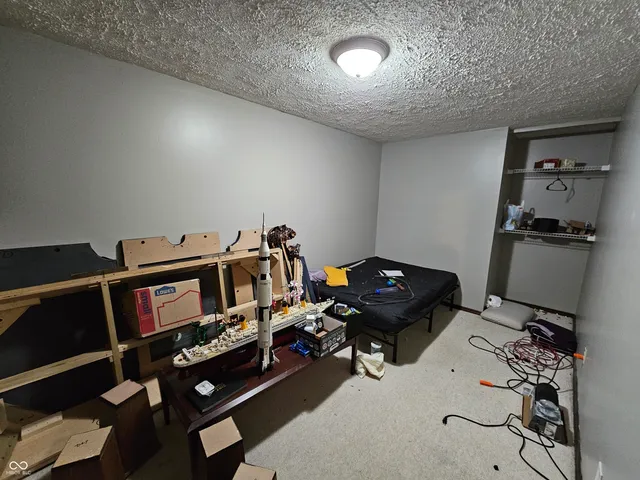 $370,000 | 1451 Red Dunes Run, Avon, IN 46123